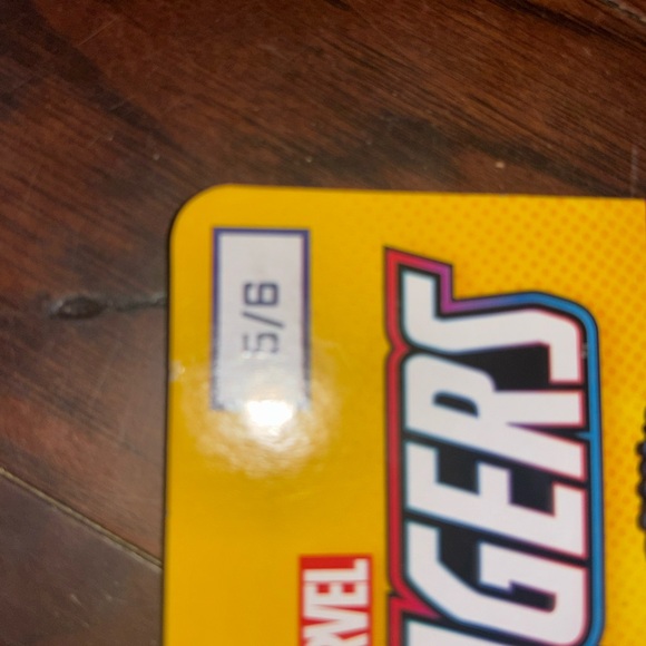 Marvel Avengers Kids Superhero water shoes unisex pool size 5 6 travel beach nwt - Picture 12 of 12